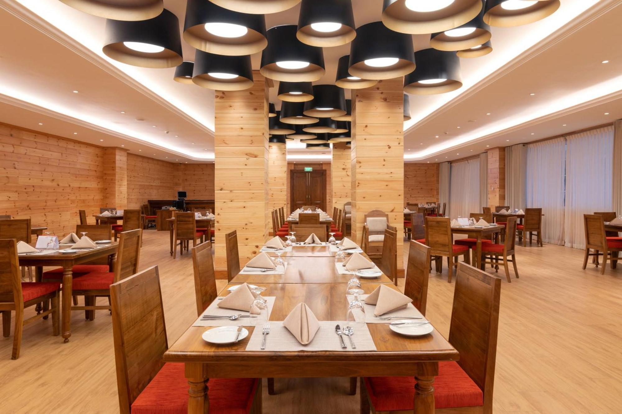 Araliya Red - Budget Friendly Hotel- Where You Find Stunning 360 Panoramic View Of Нувара-Элия Экстерьер фото