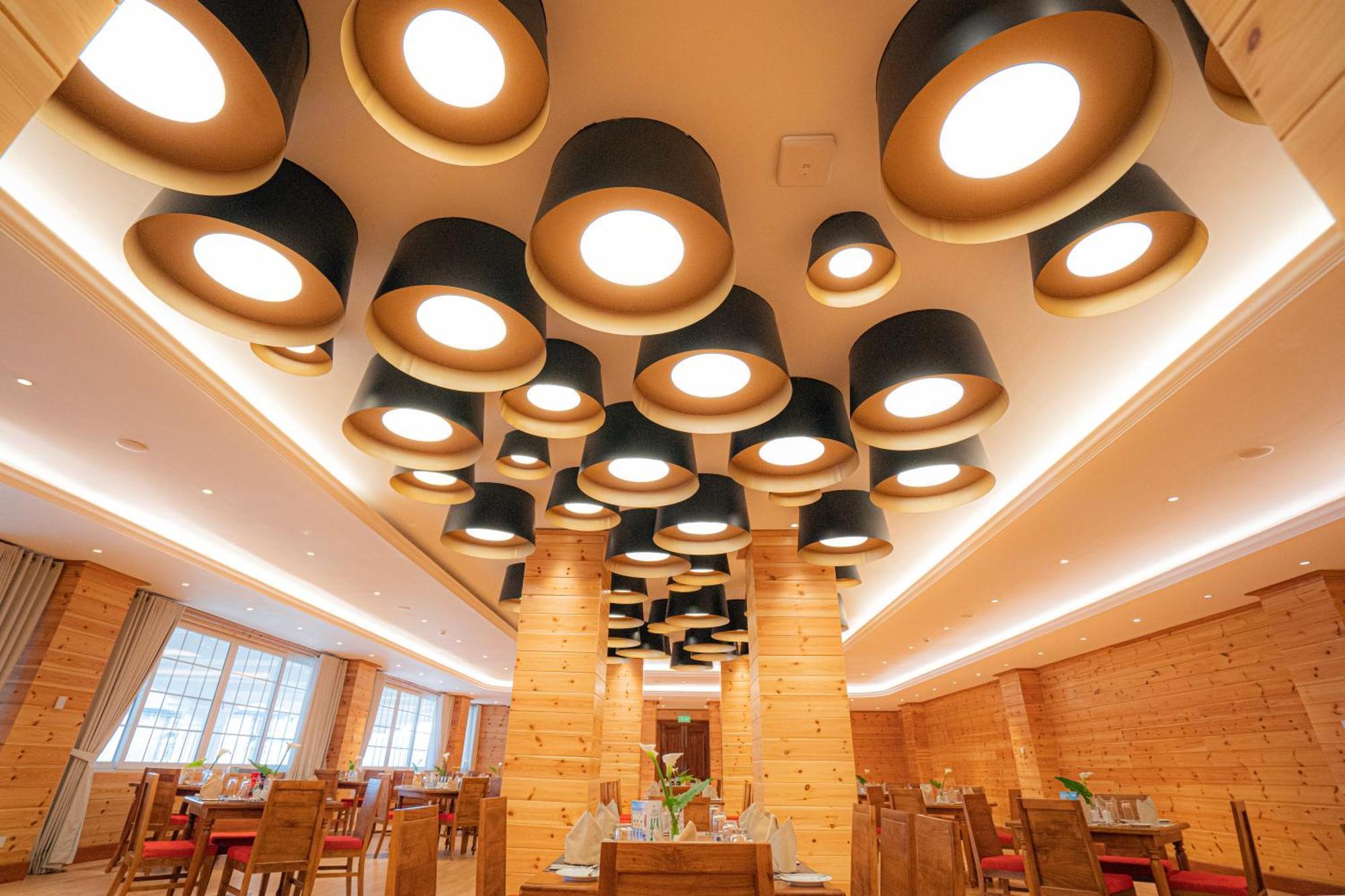 Araliya Red - Budget Friendly Hotel- Where You Find Stunning 360 Panoramic View Of Нувара-Элия Экстерьер фото