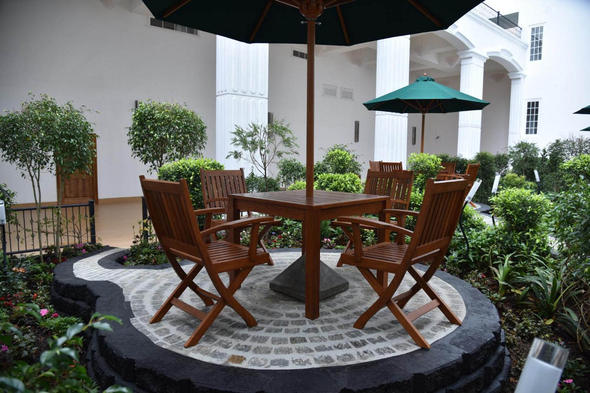 Araliya Red - Budget Friendly Hotel- Where You Find Stunning 360 Panoramic View Of Нувара-Элия Экстерьер фото